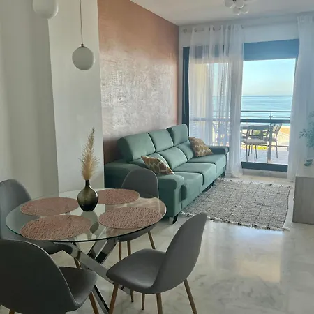 Breathtaking Sea View Apartman Estepona