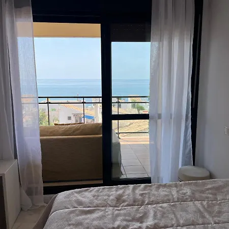 Breathtaking Sea View Apartment